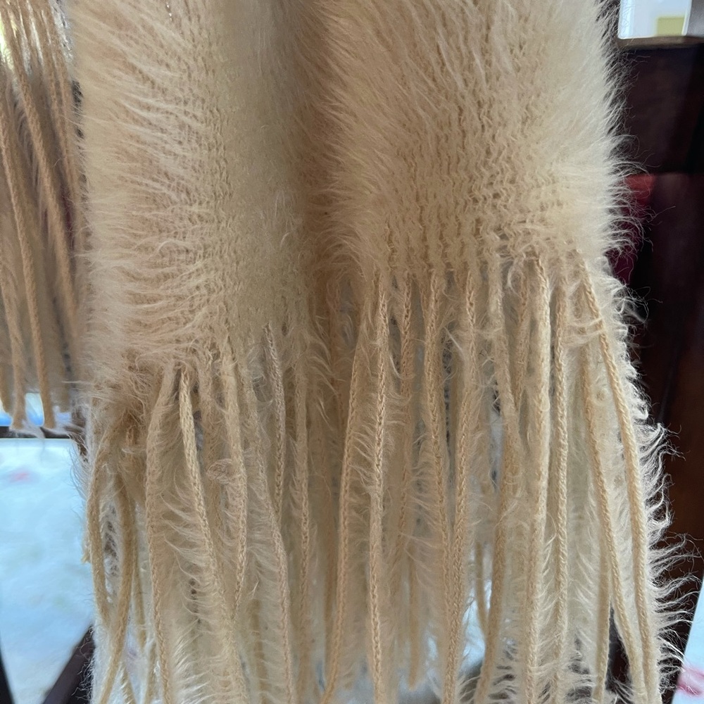 Scarf - Picture 3 of 6